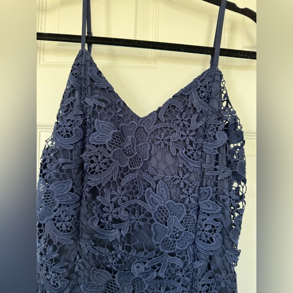 Alice + Olivia Naomi Spaghetti Strap Lace Dress in Sapphire-size 10 - Picture 9 of 9